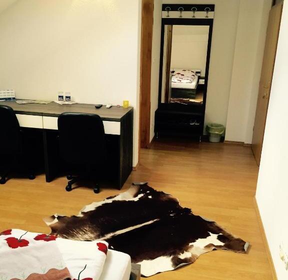 پانسیون City Bridge Guest House