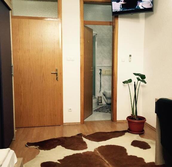 پانسیون City Bridge Guest House