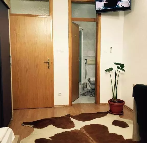 پانسیون City Bridge Guest House