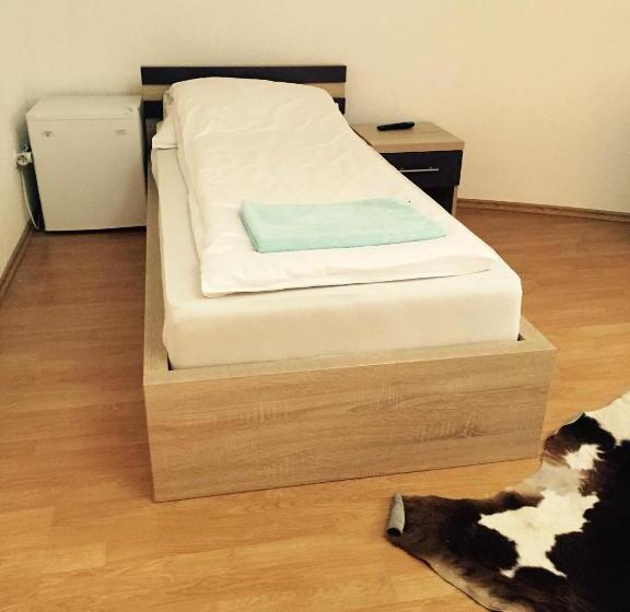 پانسیون City Bridge Guest House