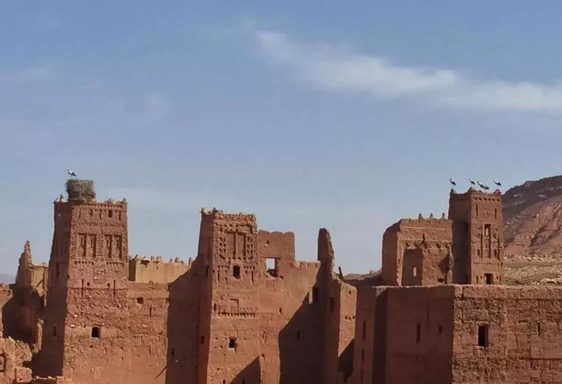 ペンション Kasbah Titrit & Spa
