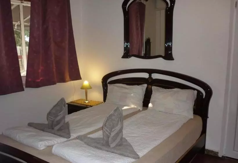 Majatalo R1 Rolléder Apartman Ház