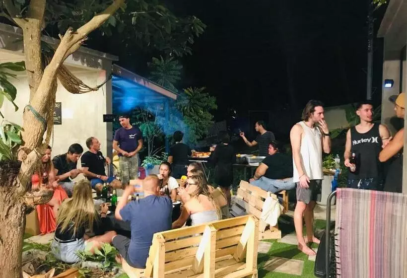 ユースホステル Live In Leaf Koh Tao
