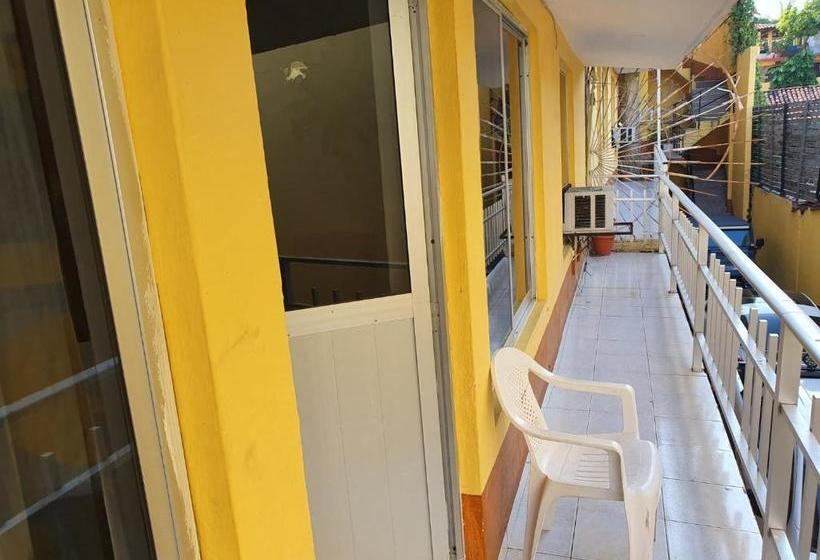 هتل Amueblados Gaby