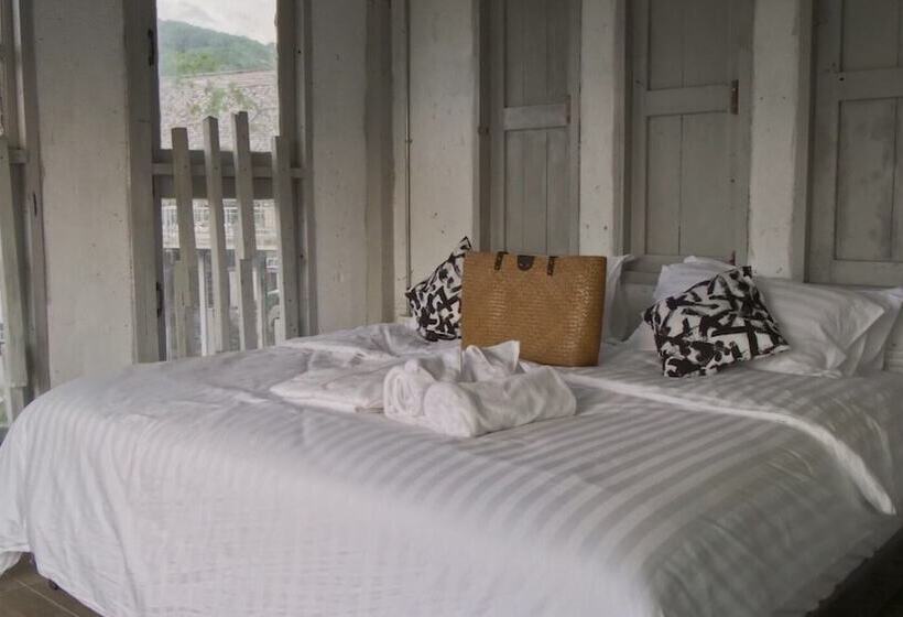 בית מלון כפרי Artisan Koh Yao Yai