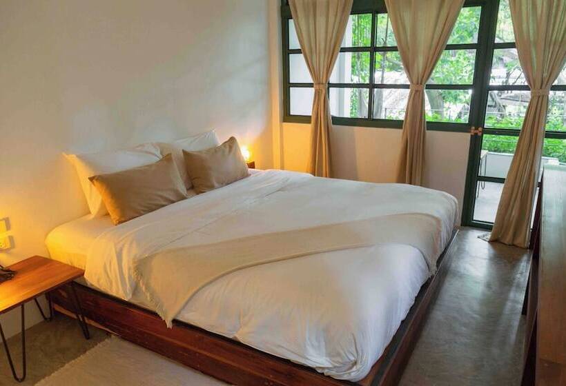 Hotelli Big Tree Boutique