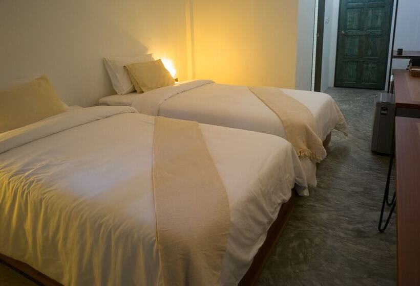 Hotelli Big Tree Boutique