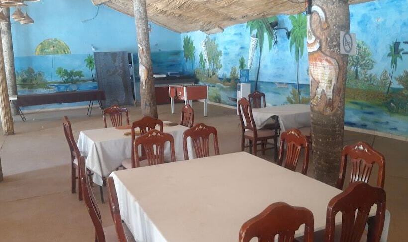 هتل Hôtel Arc En Ciel