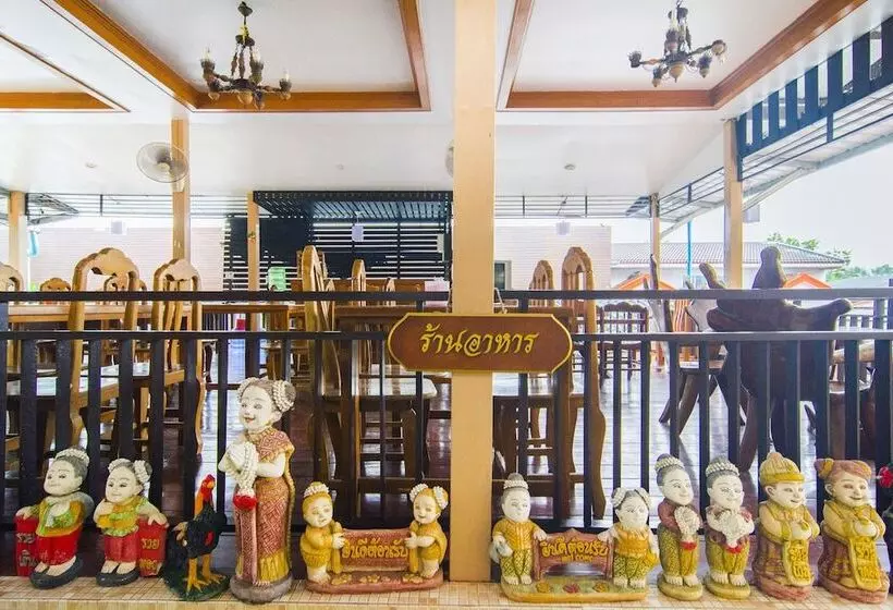 هتل Kor Wanburi By Oyo Rooms