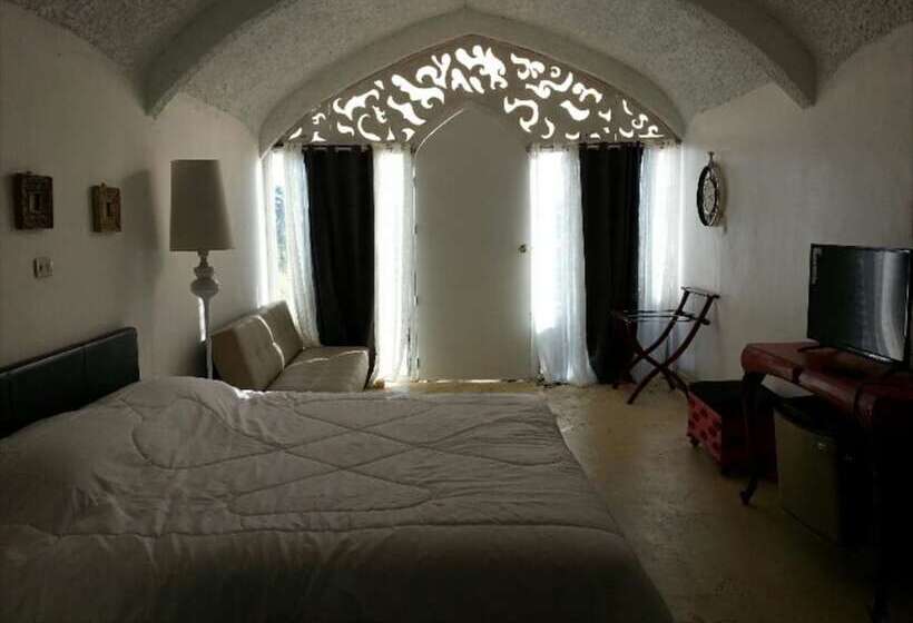 酒店 Titus Poison Garden