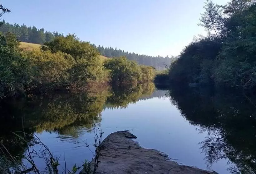 Majatalo D & H Guesthouse