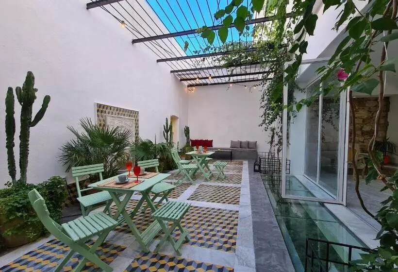 پانسیون Dar El Kif  La Marsa