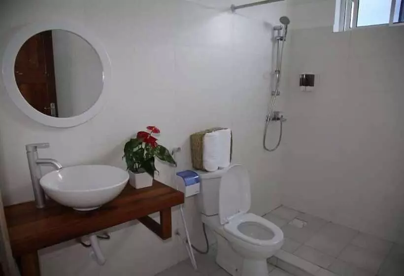 Majatalo Minah's Bungalows