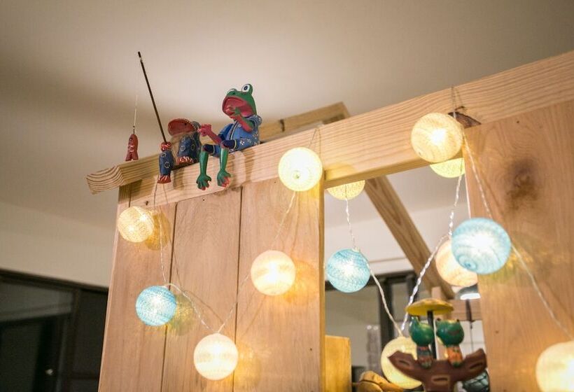 پانسیون Tree House Cafe & Homestay