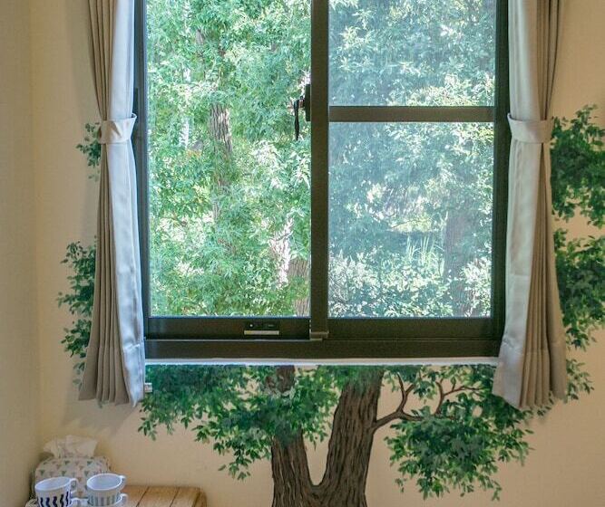 پانسیون Tree House Cafe & Homestay