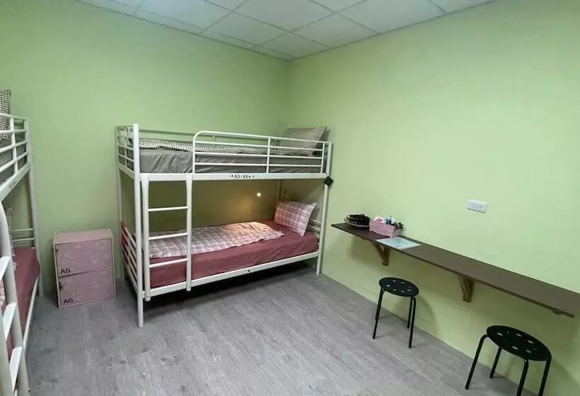 Sun Moon Lake Rainbow Sup Hostel