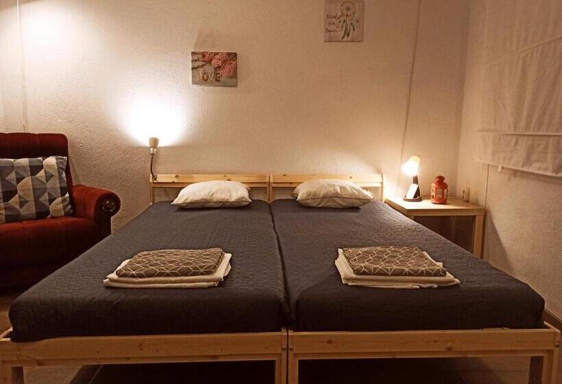 Schronisko Pijama House