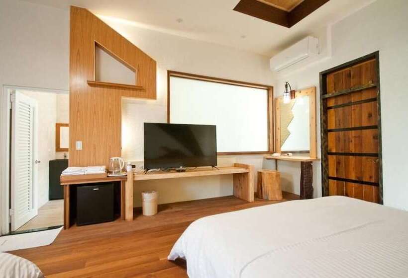 تختخواب و صبحانه Chun Yang Chiefvilla