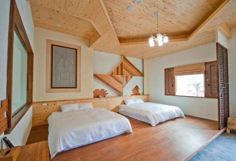 تختخواب و صبحانه Chun Yang Chiefvilla