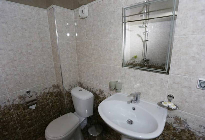 בית מלון כפרי Eco Atlas Samarkand