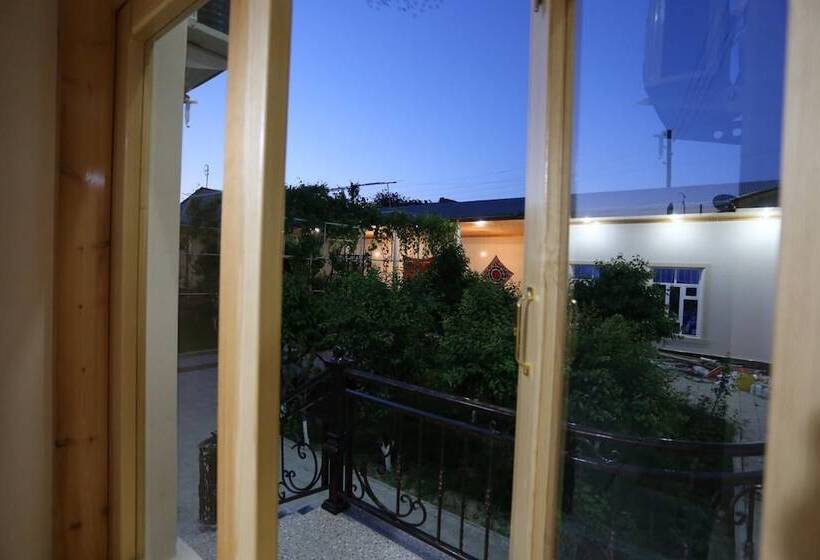 בית מלון כפרי Eco Atlas Samarkand