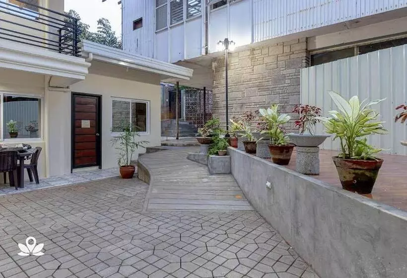 Happy Grey Hotel Vigan