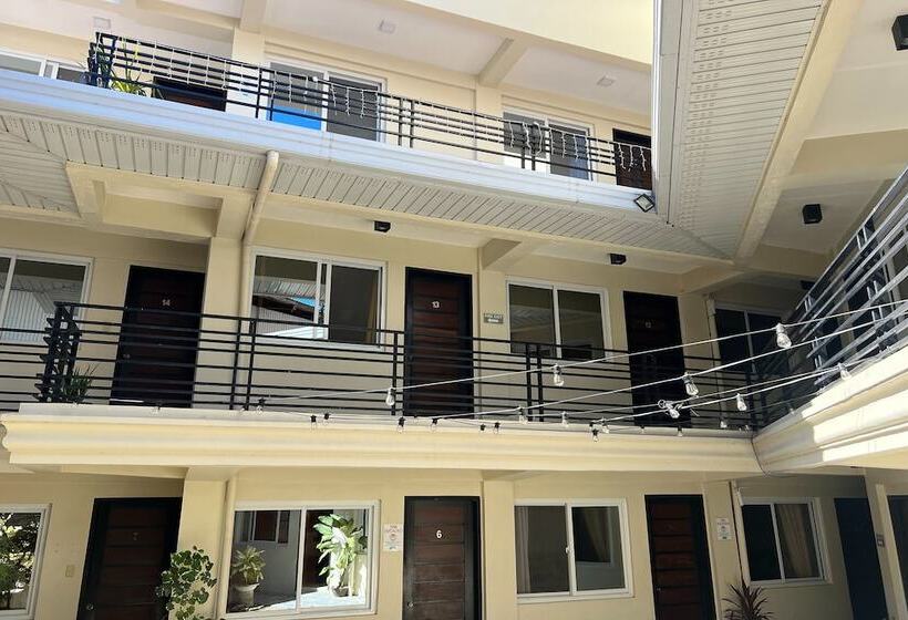 Happy Grey Hotel Vigan