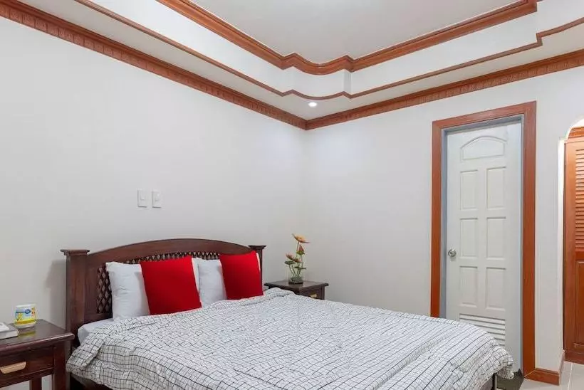 هتل Bygrace Pension House