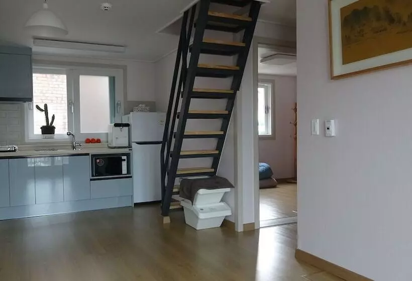 ペンション Ri In Mokpo