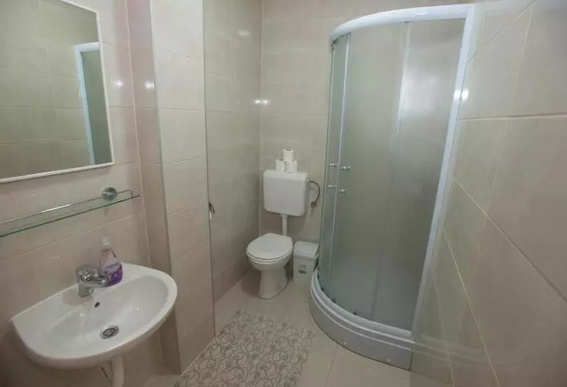 پانسیون Rooms Ivana