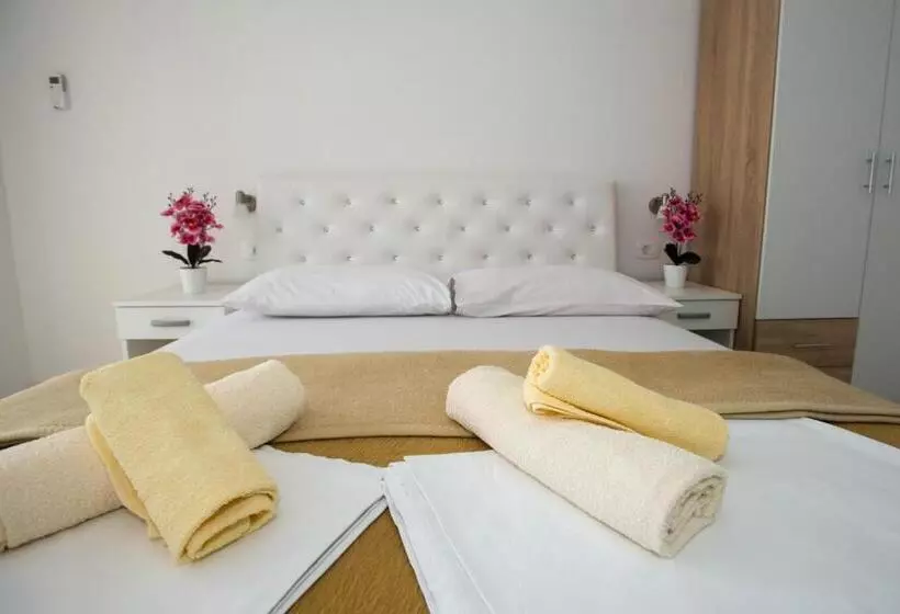 پانسیون Rooms Ivana