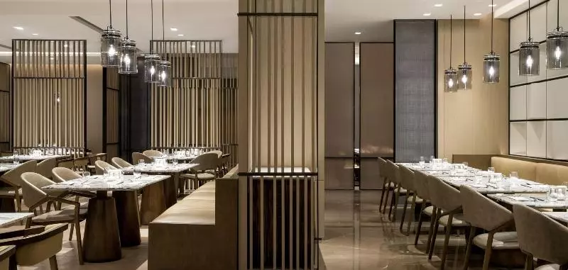 هتل Courtyard By Marriott Shenzhen Northwest