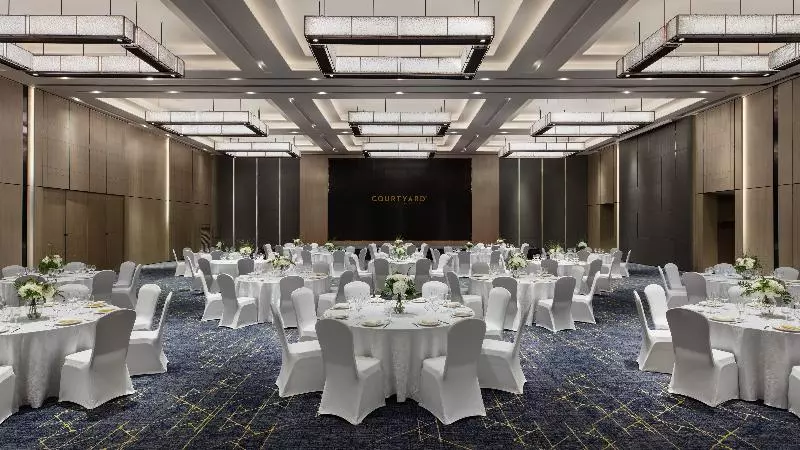 هتل Courtyard By Marriott Shenzhen Northwest