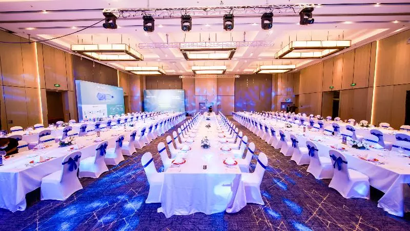 هتل Courtyard By Marriott Shenzhen Northwest