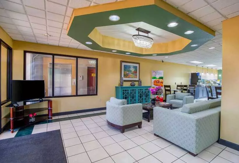 ホテル Quality Inn & Suites