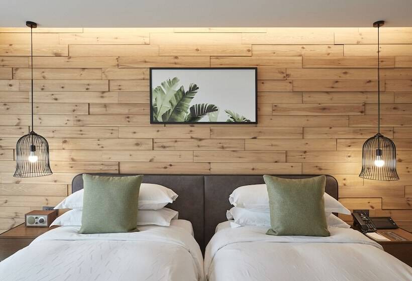 هتل Walkerhill Douglas House