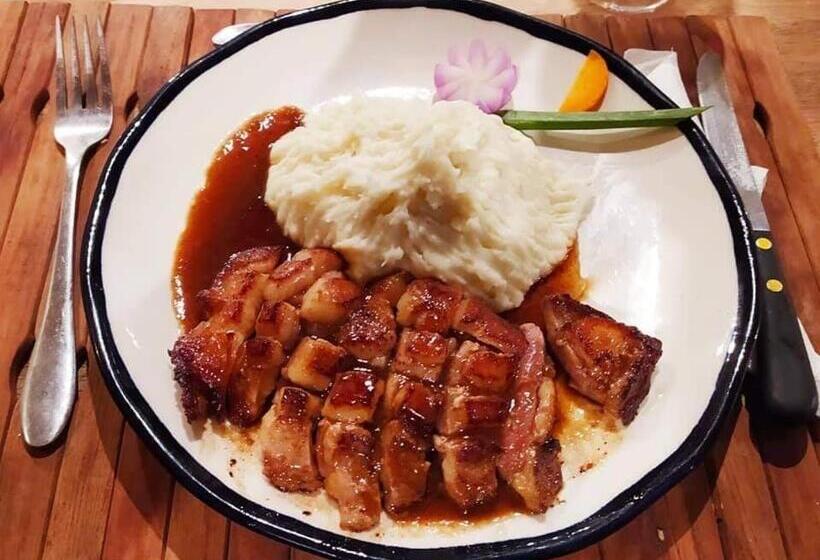 בית מלון כפרי Mazava Loha Resort