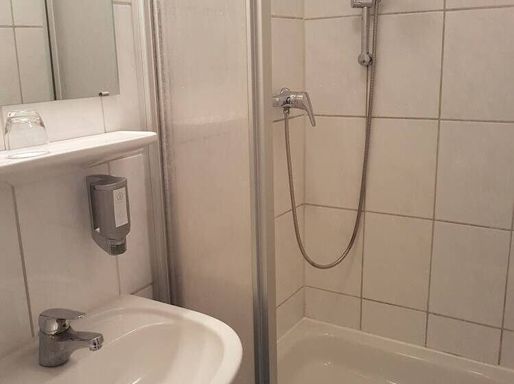 פנסיון Gasthof Feldl