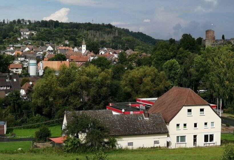 Flat In Polle Near The Forest