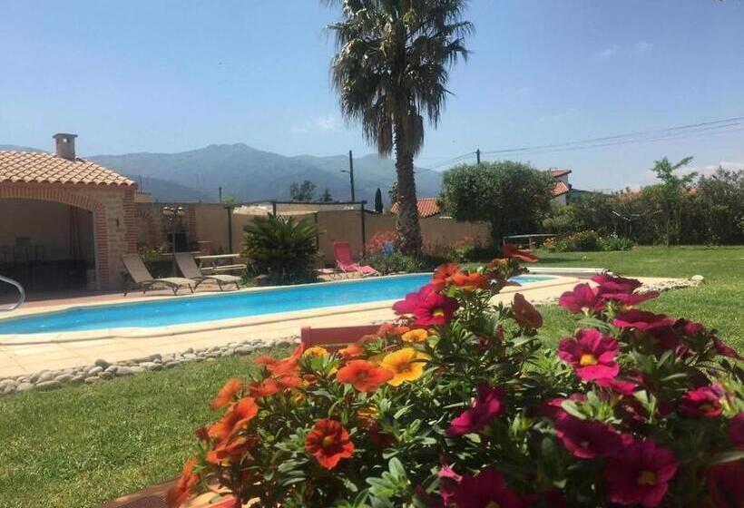 ペンション Mas Cairou