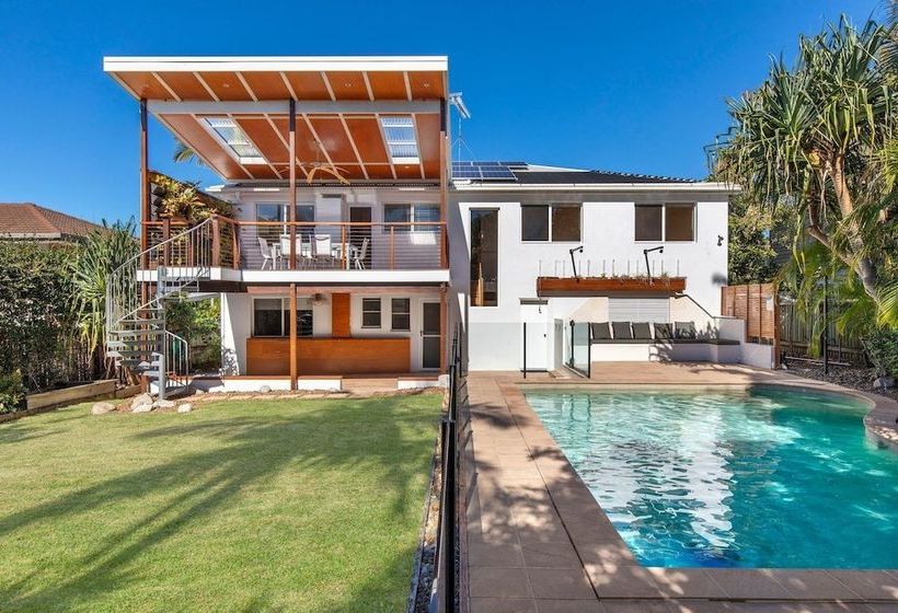 20 Ray Street Sunshine Beach