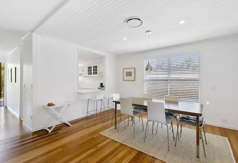 20 Ray Street Sunshine Beach