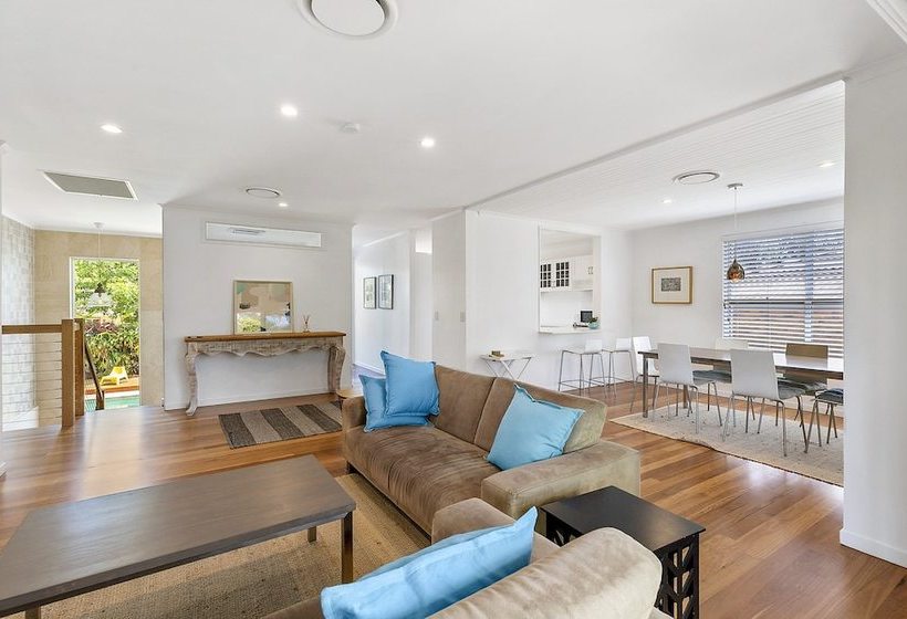 20 Ray Street Sunshine Beach