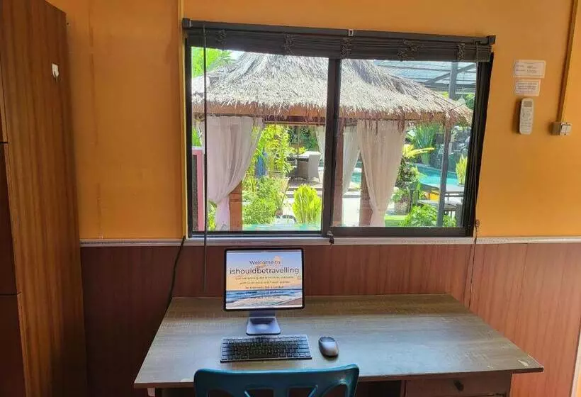 ユースホステル Dewi Sri Guesthouse