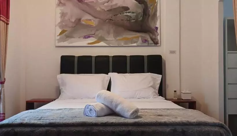 ユースホステル Dewi Sri Guesthouse