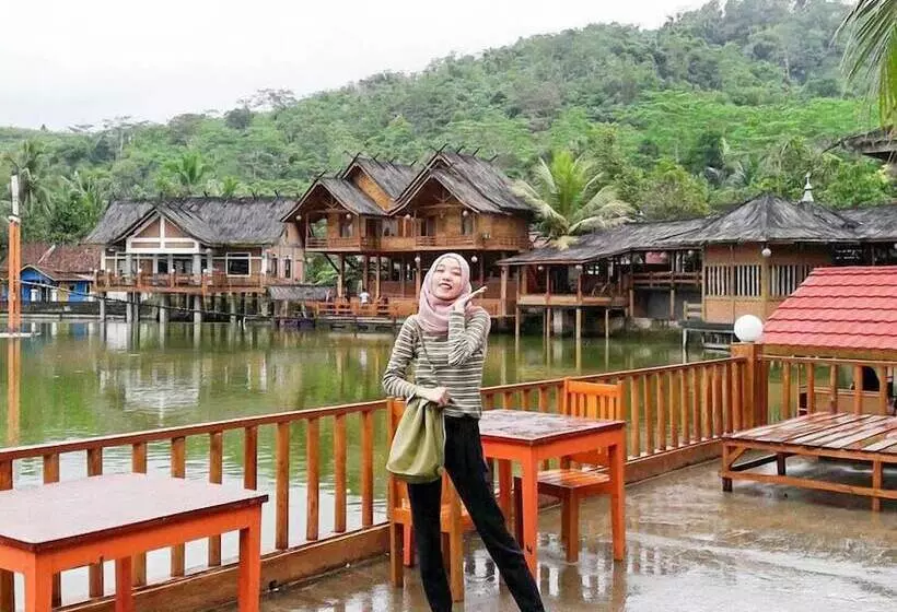 Bed and Breakfast Mandalawangi