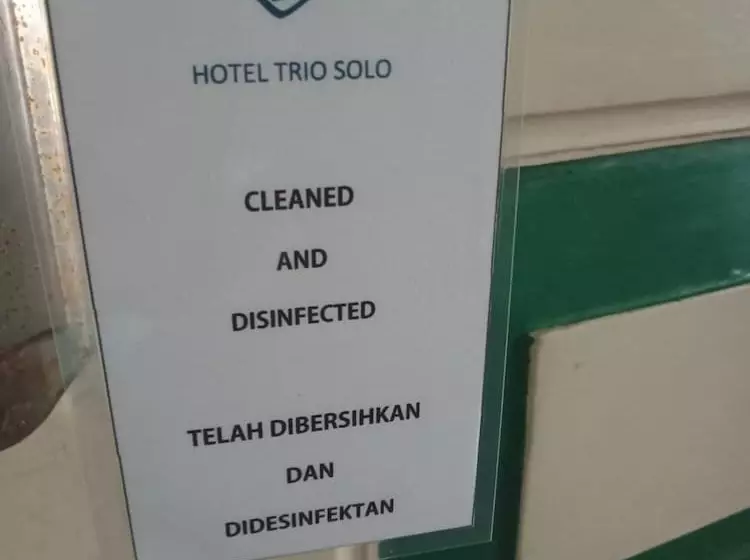 Bed and Breakfast Trio