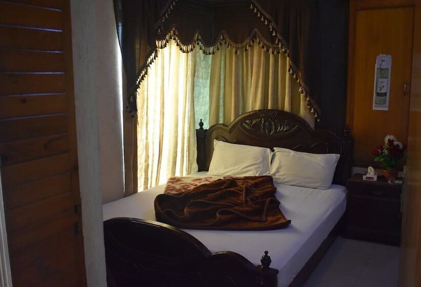 هتل Kashmir International