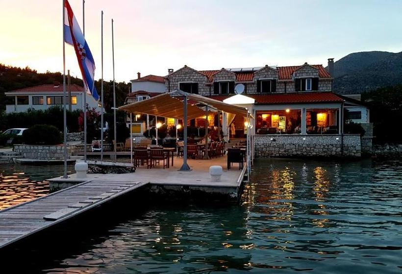 Sweet Village Hotel By The Sea