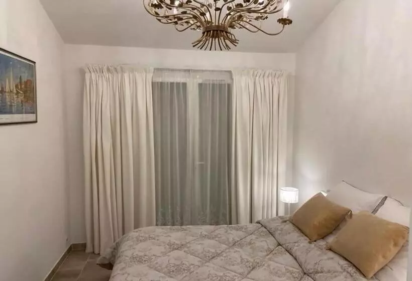 Lavish Villa In Mouans Sartoux With Sauna